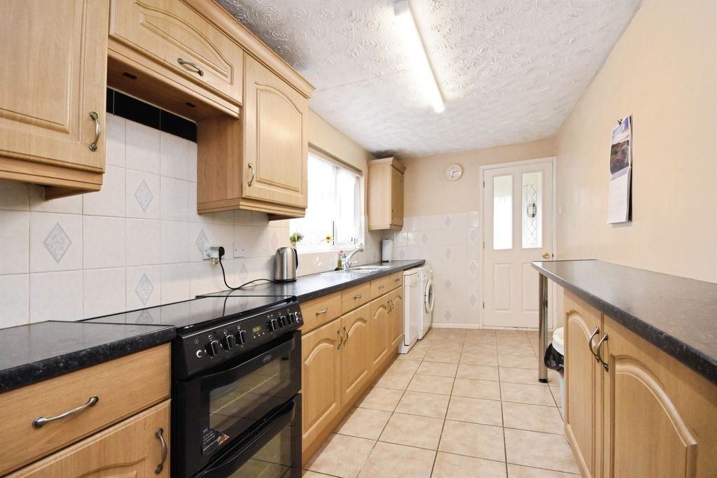 Property photo 3 of 20
