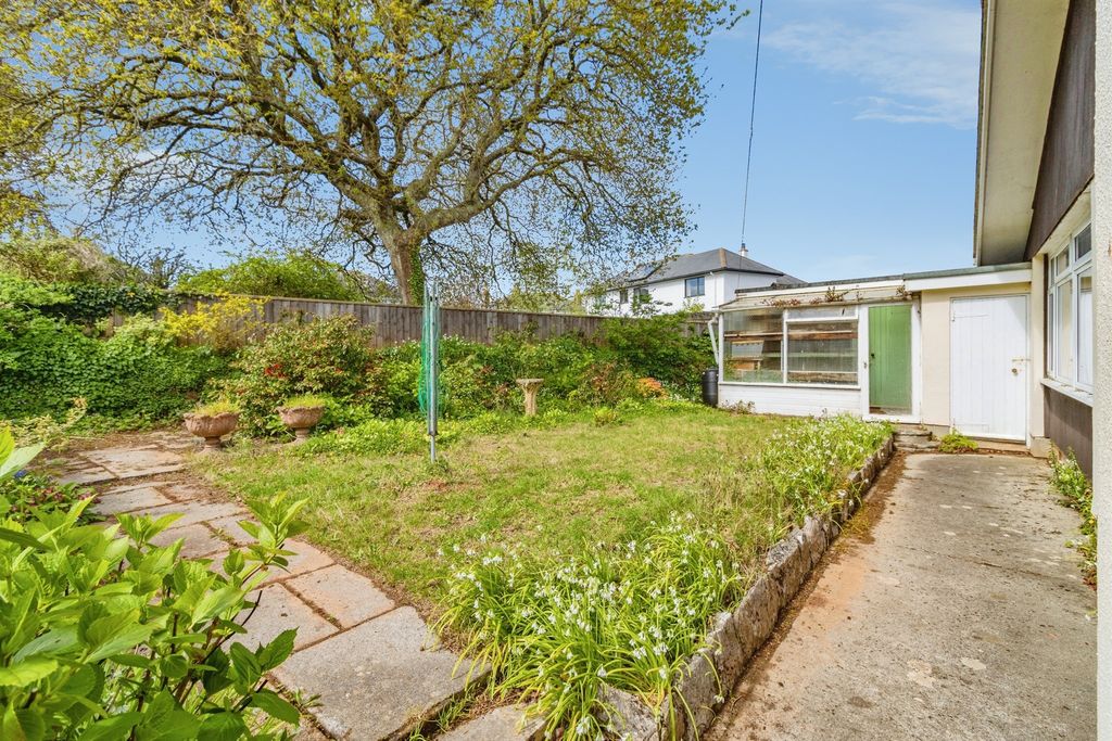 Property photo 3 of 24