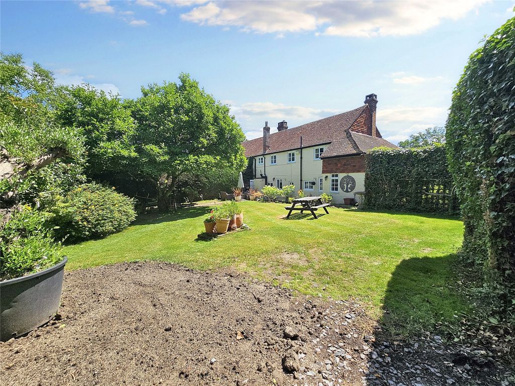 Property photo 2 of 27 Picture No. 28