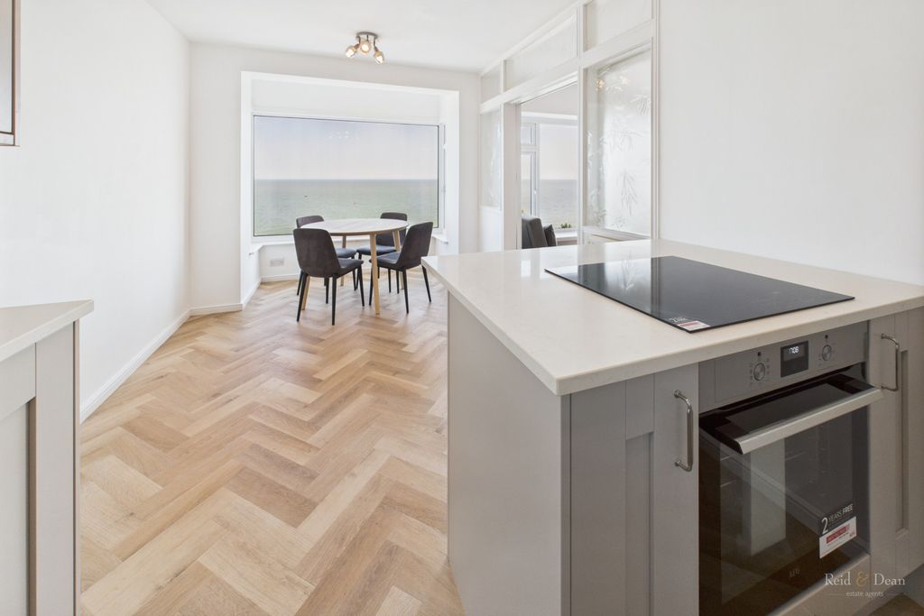 Property photo 3 of 21 1426-Hr-3.Jpg