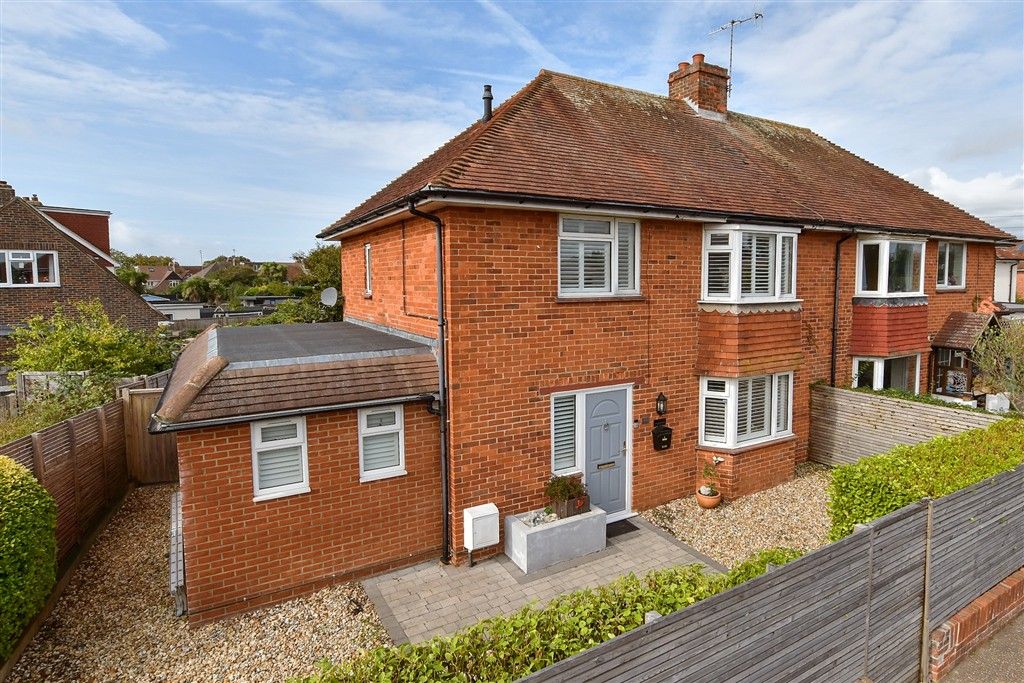 Property photo 1 of 14 External Web 2