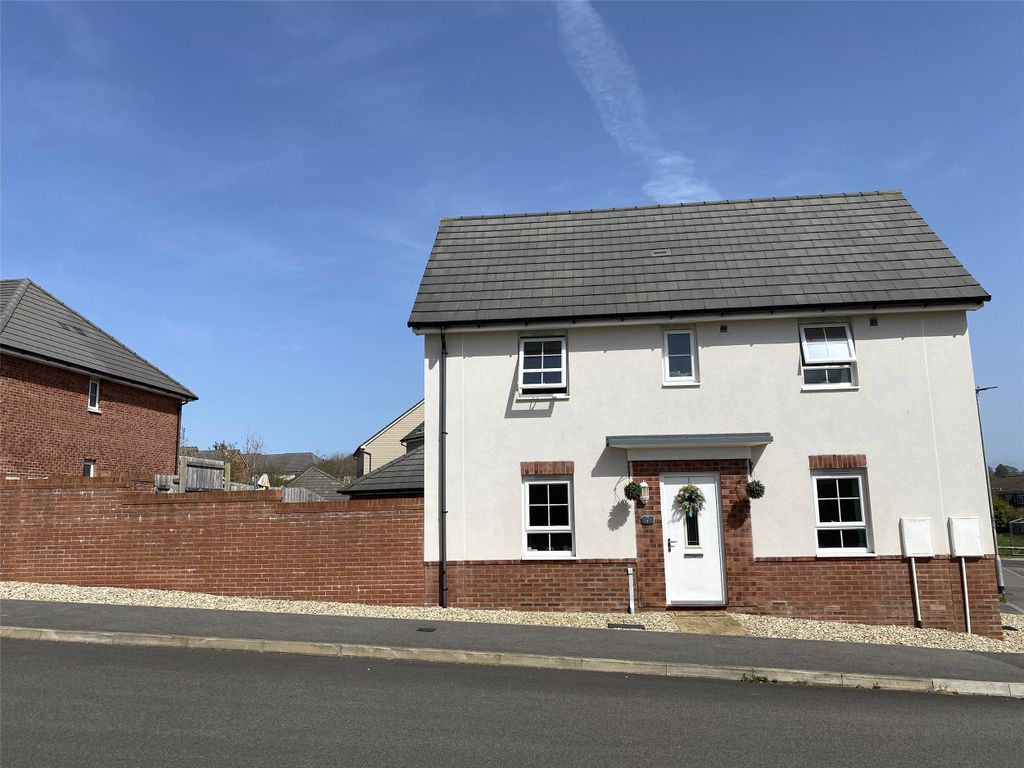 Property photo 1 of 15 1 - Picture No. 01