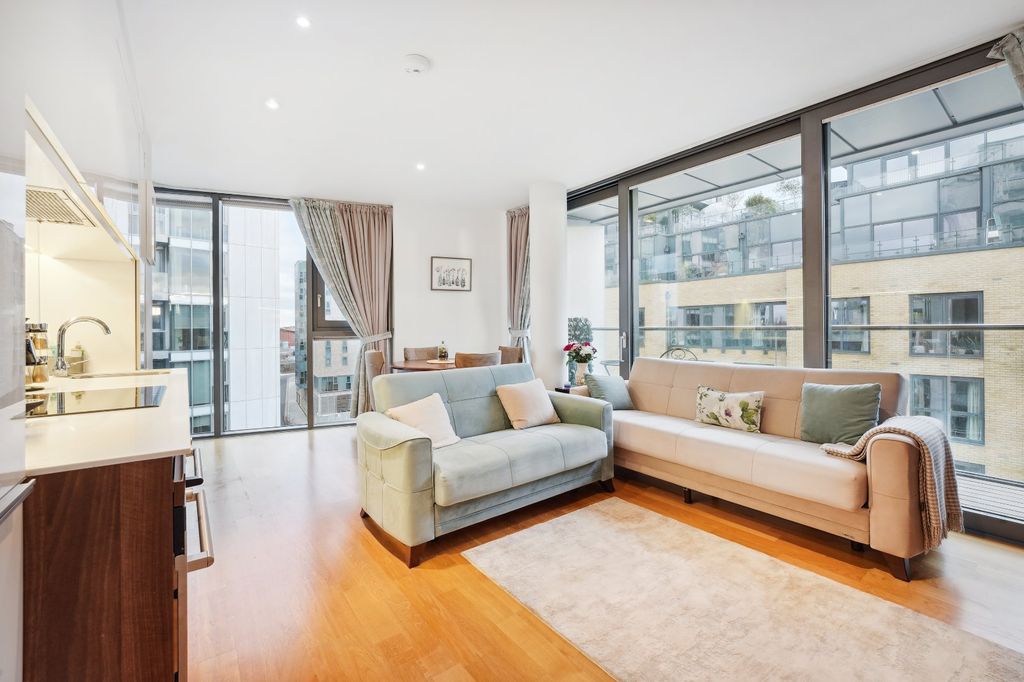 Property photo 1 of 9