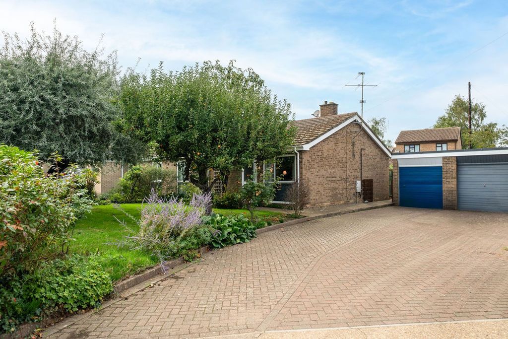 Property photo 1 of 16