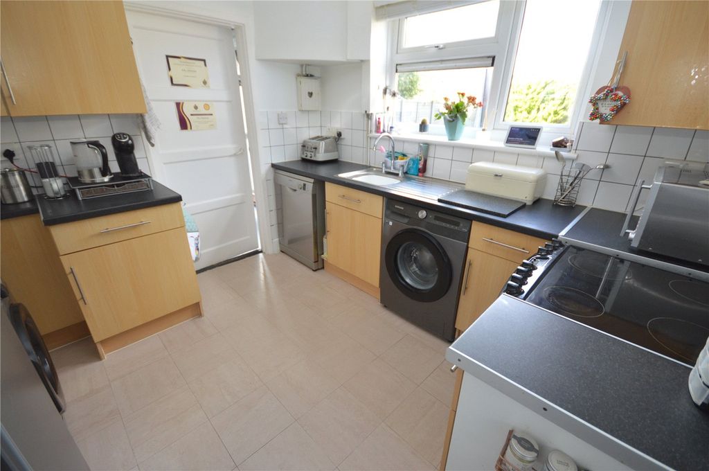 Property photo 3 of 14 Picture No. 12