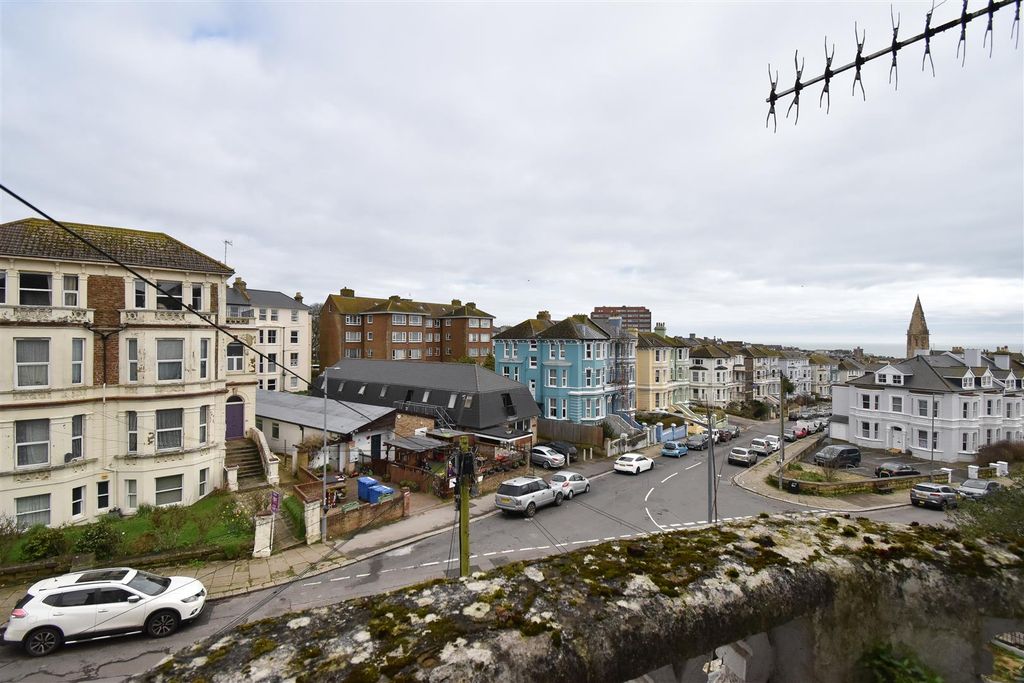 Property photo 2 of 12 Views