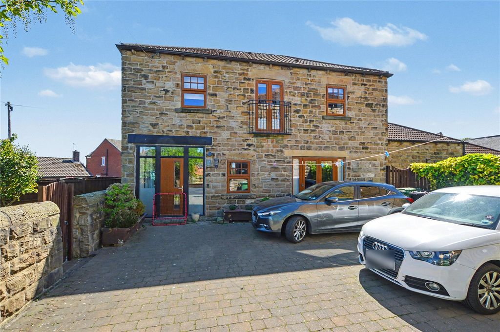 Property photo 3 of 33 Picture No. 41