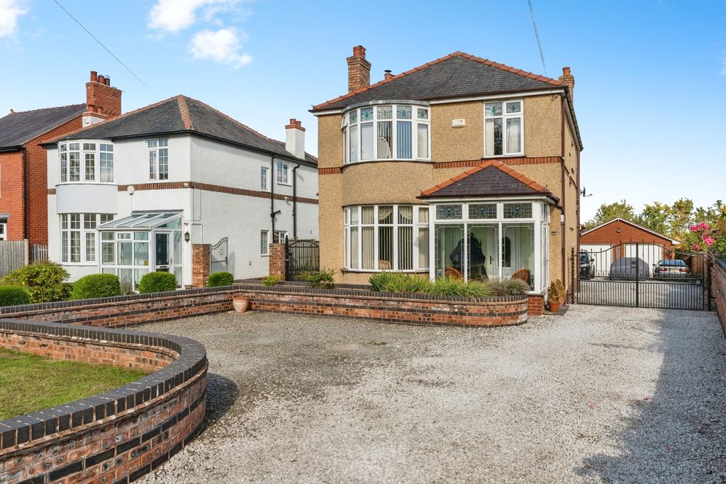 Property photo 3 of 22 Front