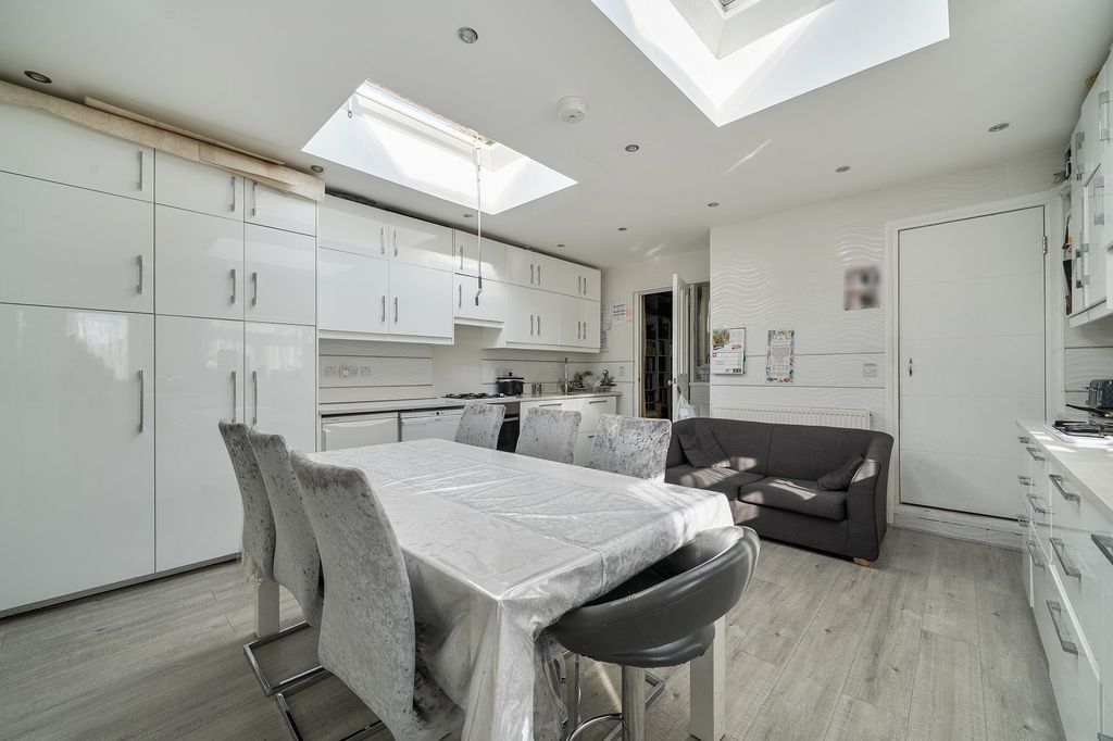 Property photo 3 of 13 Not Specified