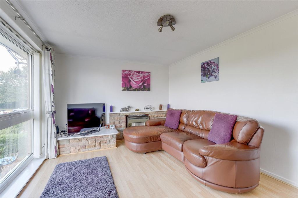 Property photo 3 of 14 300625_5.Jpg