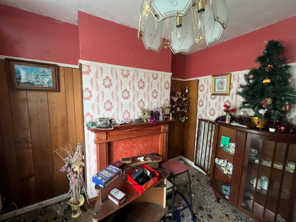 Property photo 3 of 19