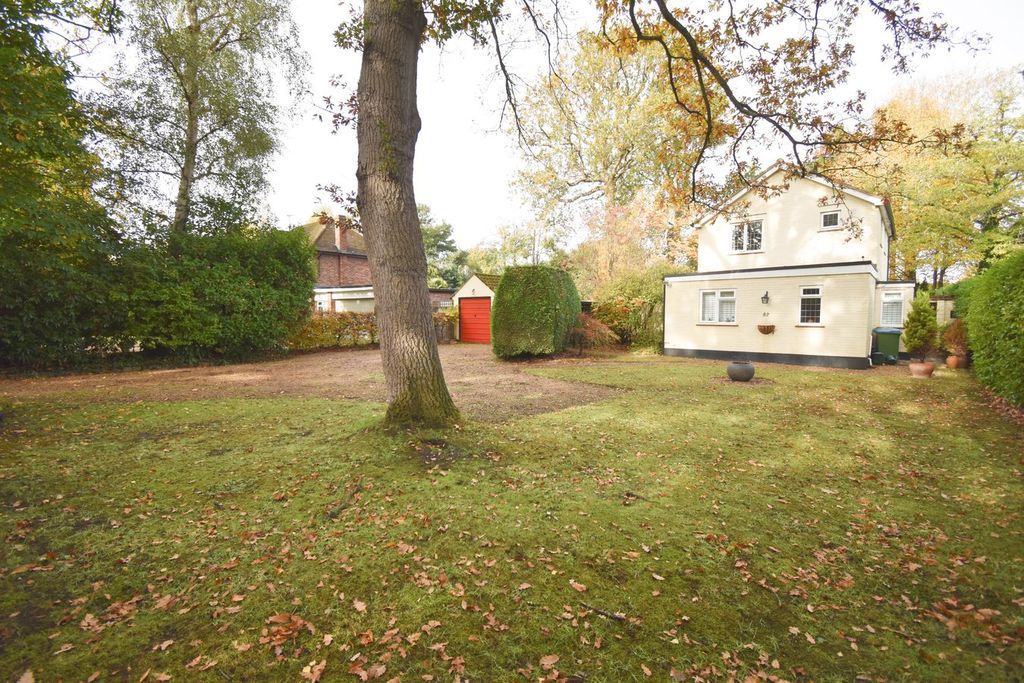 Property photo 3 of 18