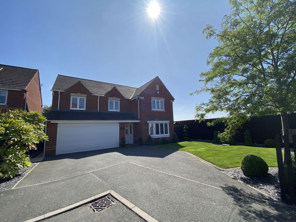 Property photo 1 of 16