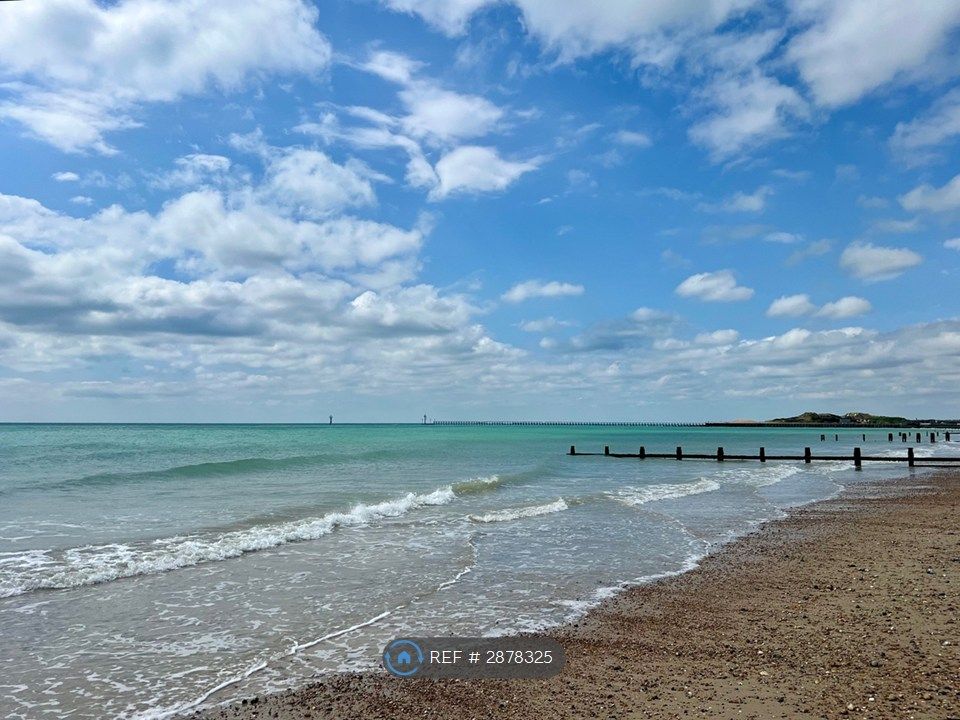 Additional image 16 of 2 bed flat to rentBeach Crescent, Littlehampton BN17