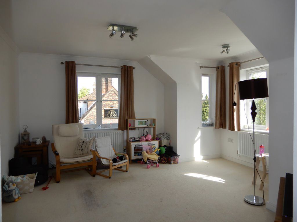 Property photo 3 of 8