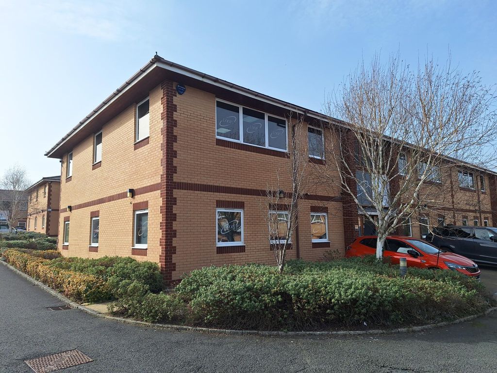 Property photo 1 of 6