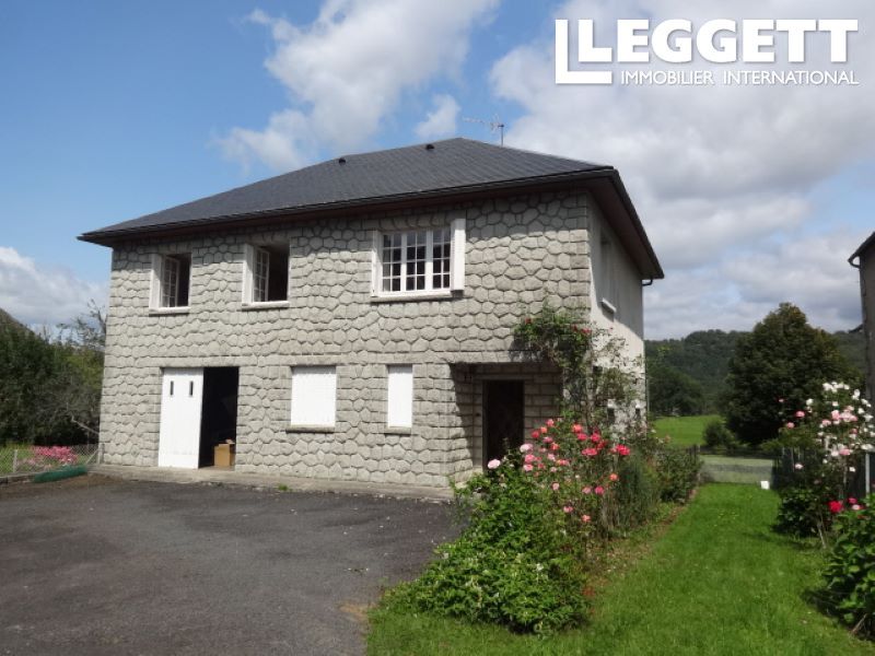 Property photo 1 of 10