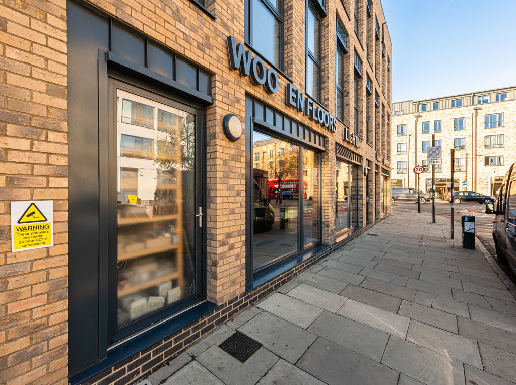 Property photo 3 of 22 Seven Sisters Road 146-004