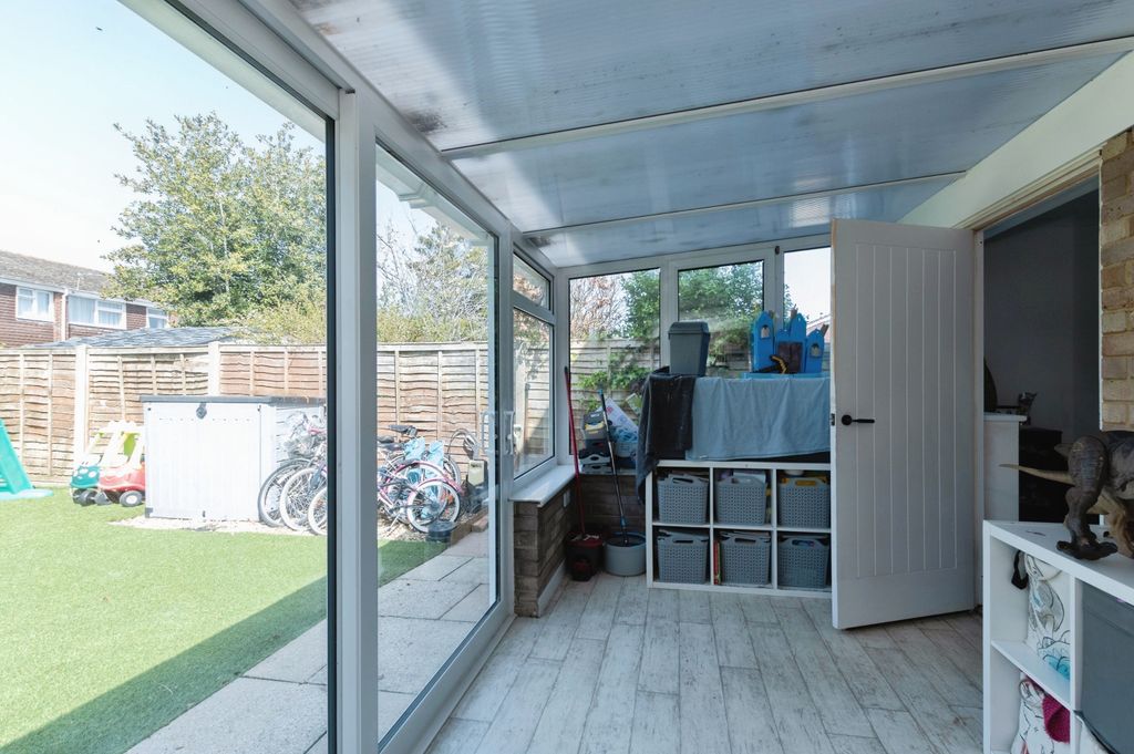 Additional image 15 of 3 bed semi-detached house for saleBronte Avenue, Christchurch BH23