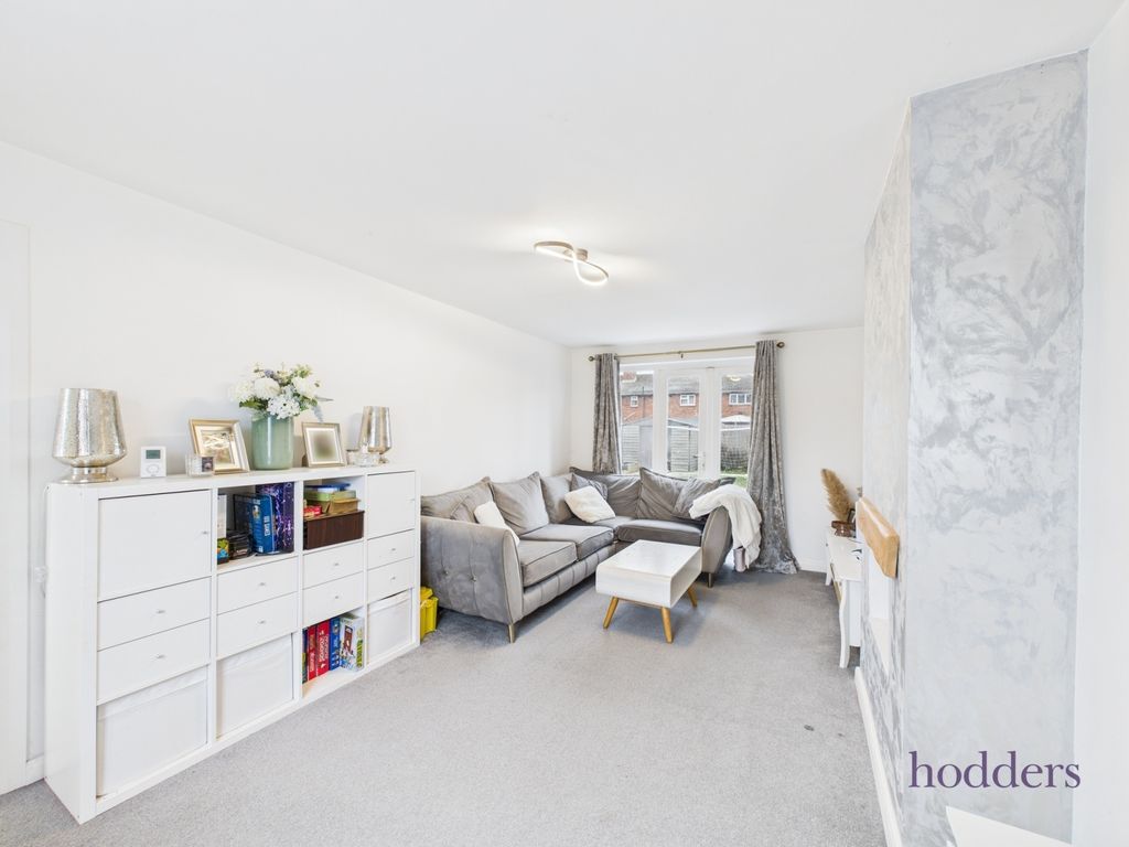 Property photo 3 of 12 Picture No. 02