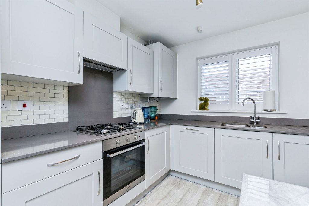 Property photo 3 of 24