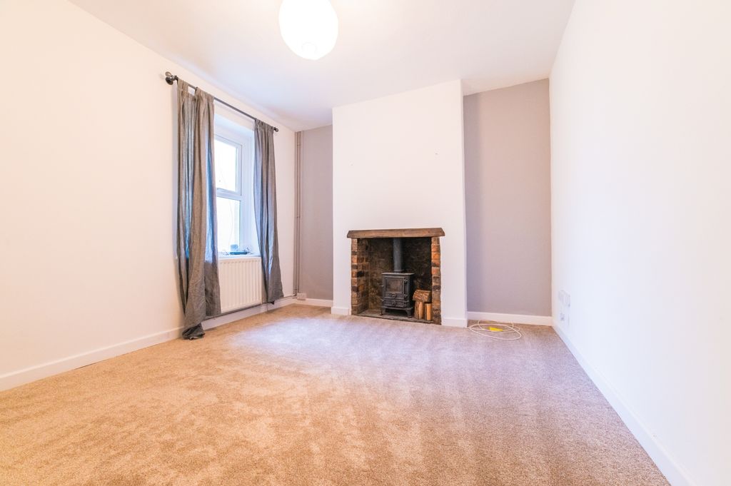 Property photo 3 of 13 Call 02920 454555 To Secure Your Viewing_2