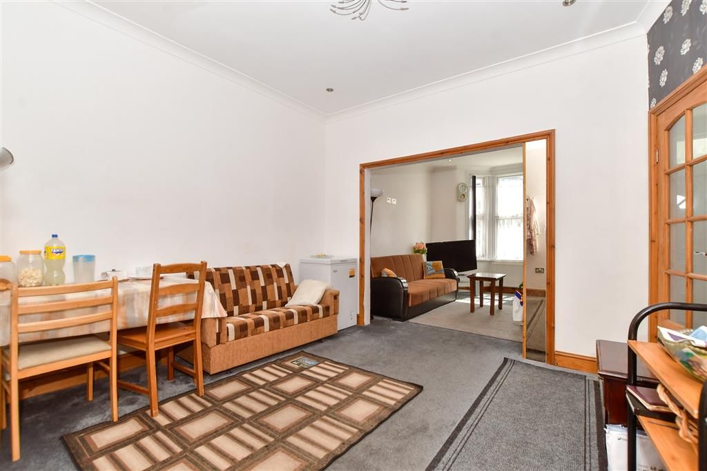 Property photo 3 of 12 Dining Area