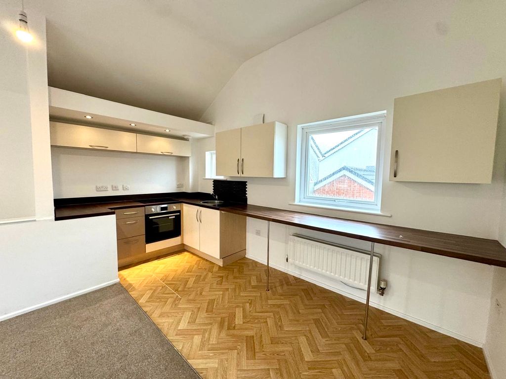 Property photo 3 of 17 Img_9460.Jpeg