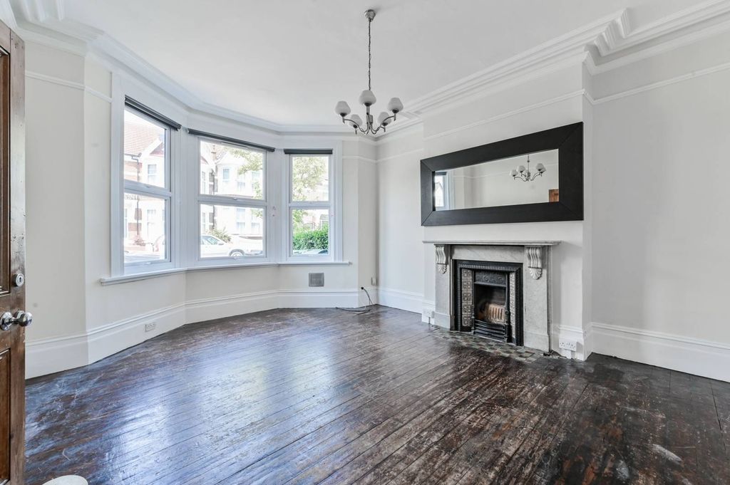 Property photo 1 of 29