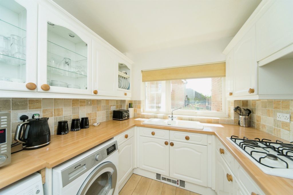 Property photo 3 of 18