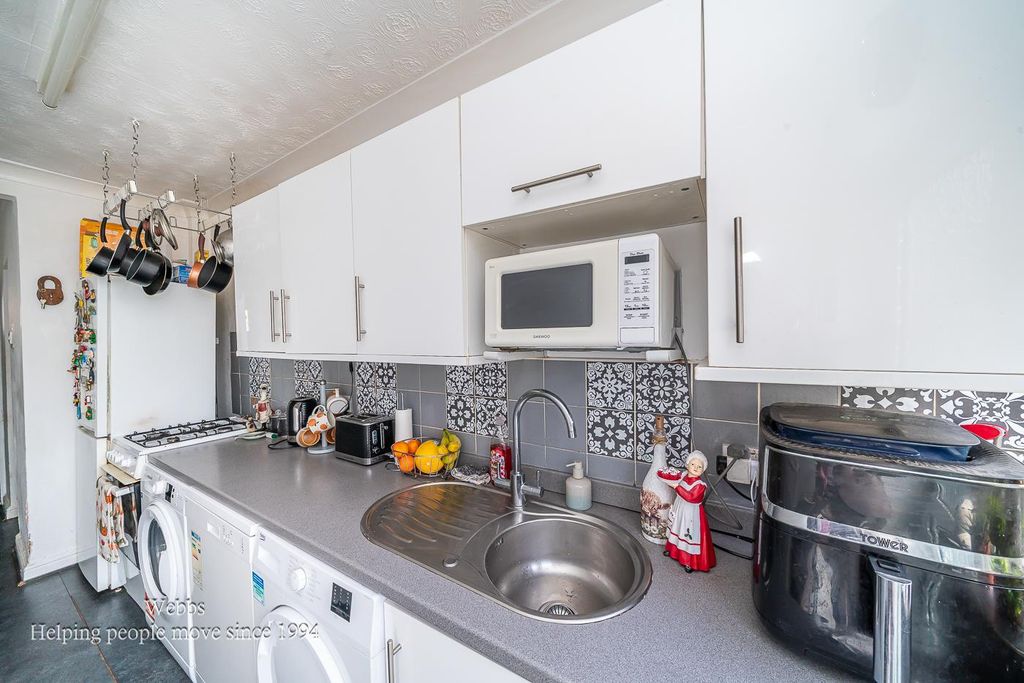 Property photo 3 of 23 Webbs-18.Jpg