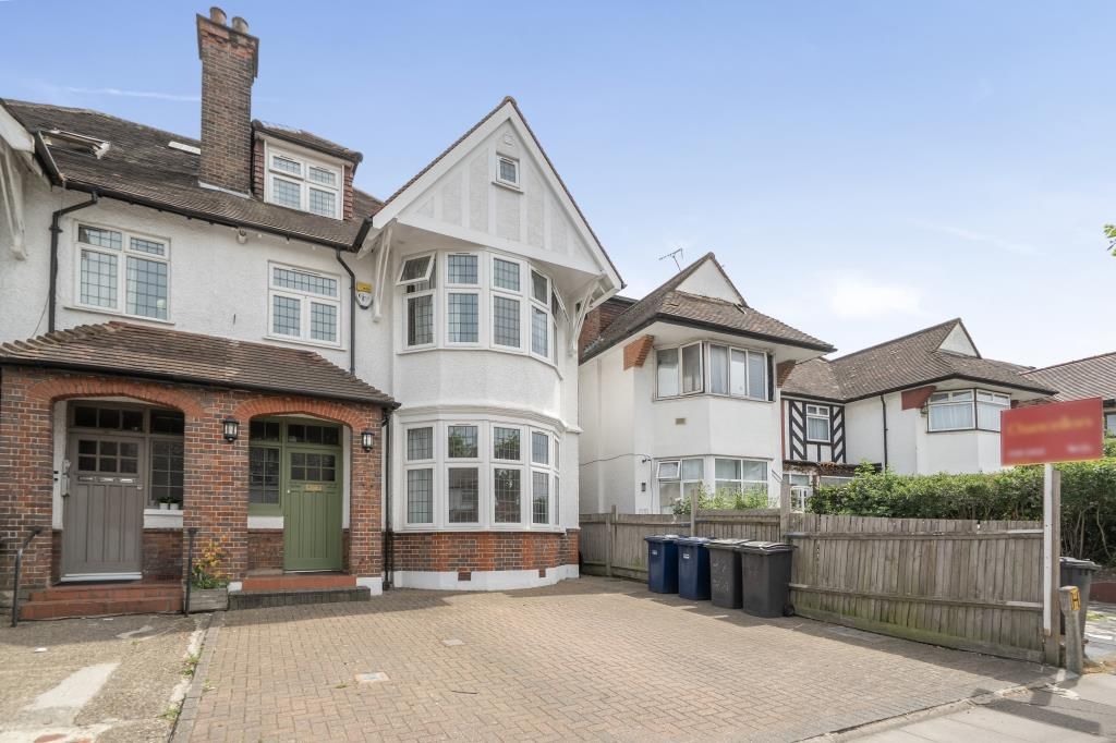 Property photo 1 of 21 External View