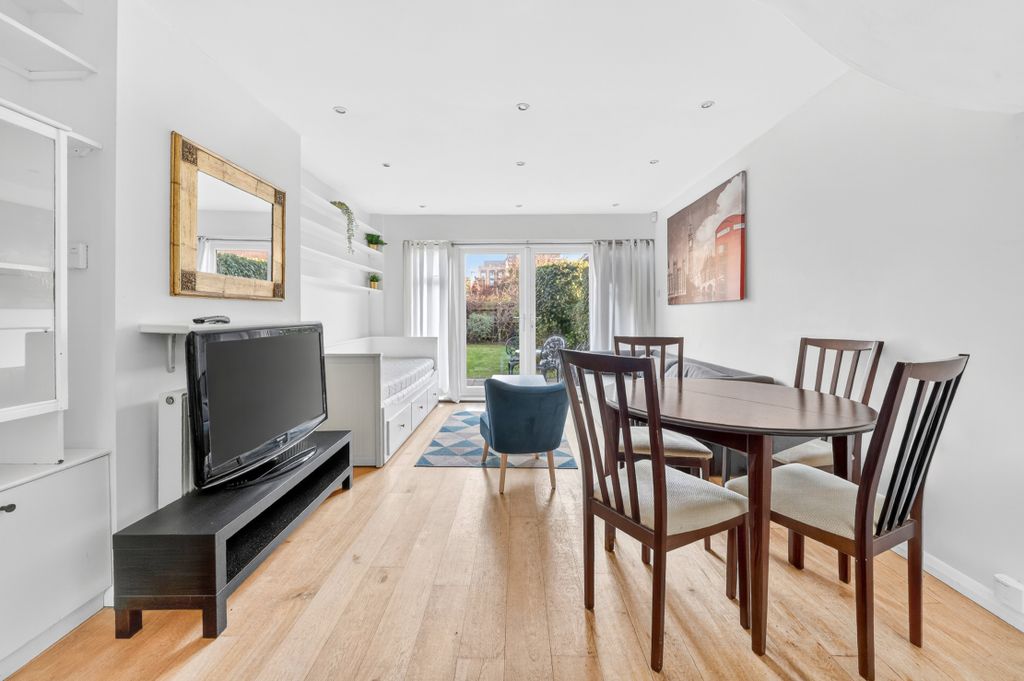 Property photo 2 of 19