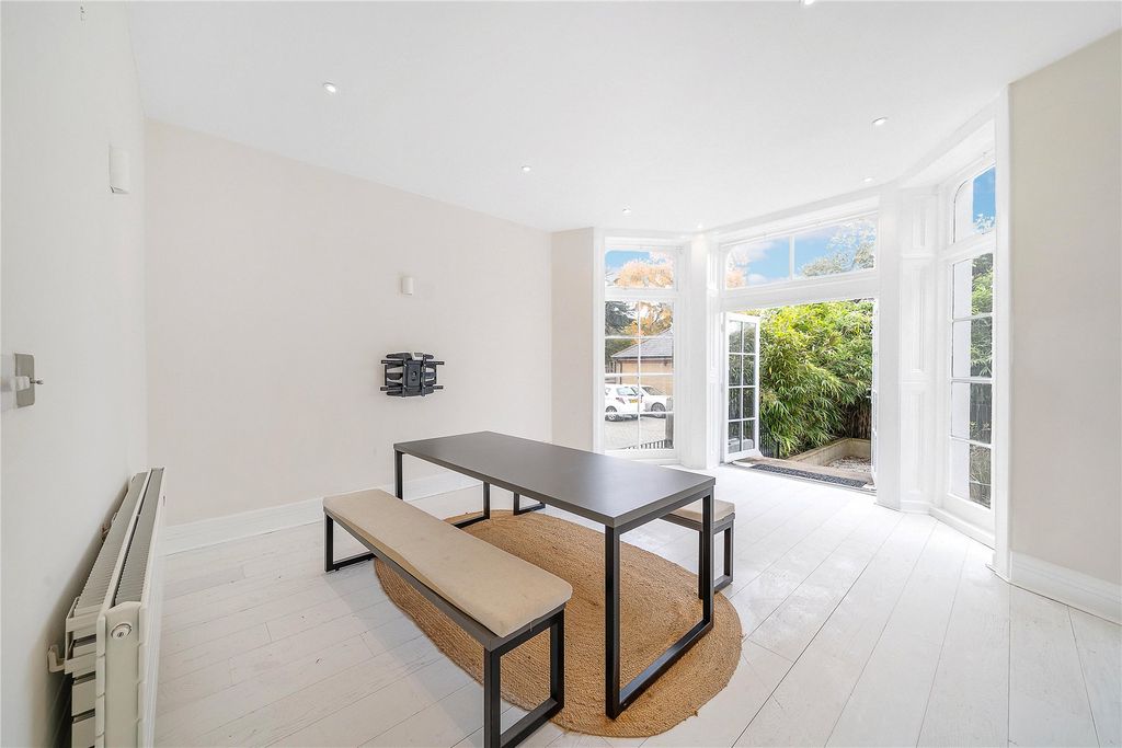 Property photo 3 of 18 Picture No. 03