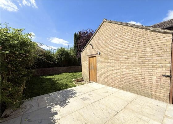 Property photo 2 of 2 Garden