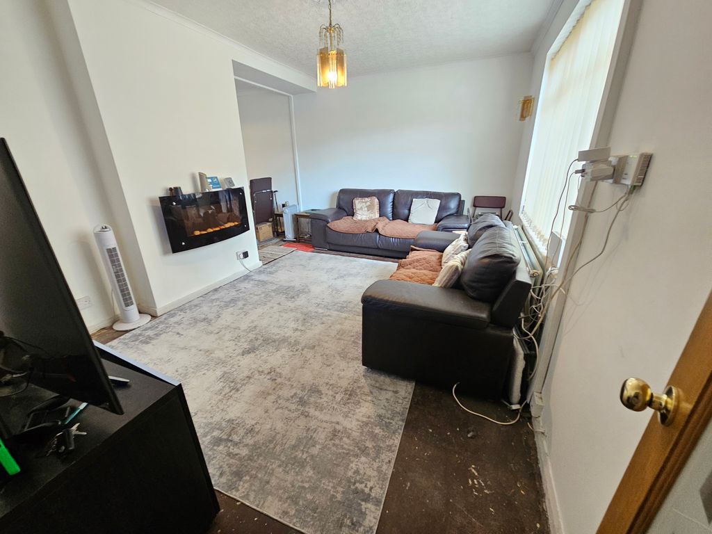 Property photo 3 of 27 20260428_135437