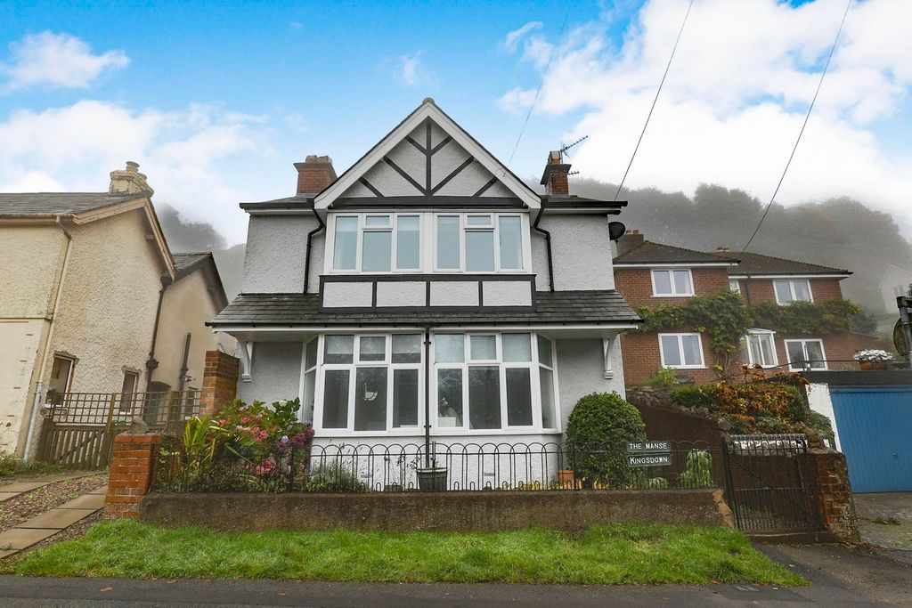 Property photo 1 of 22