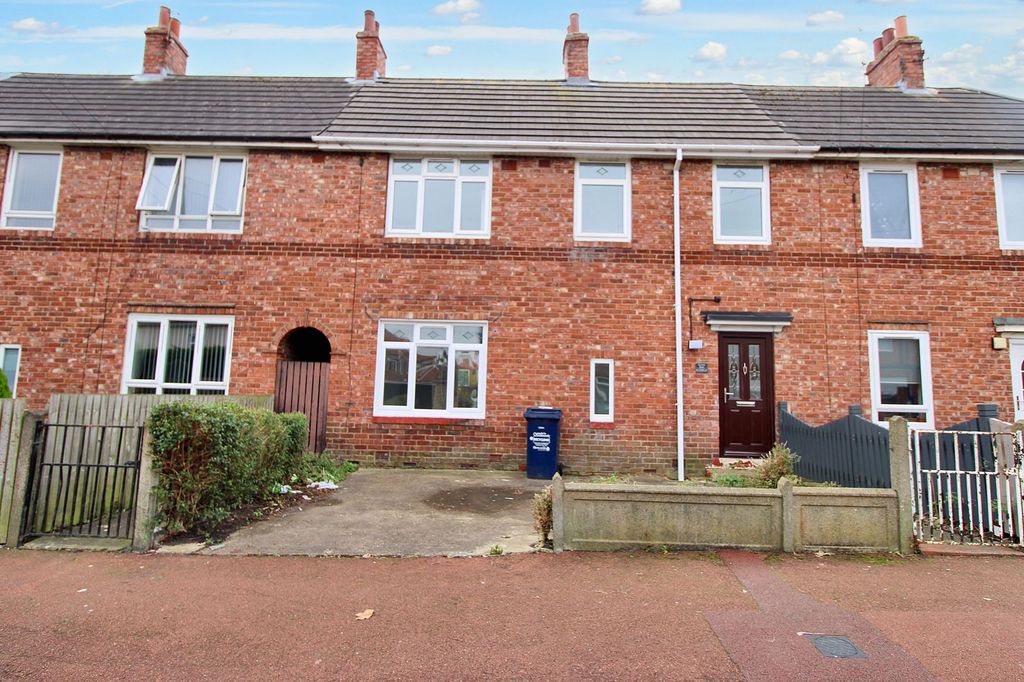 Property photo 1 of 8