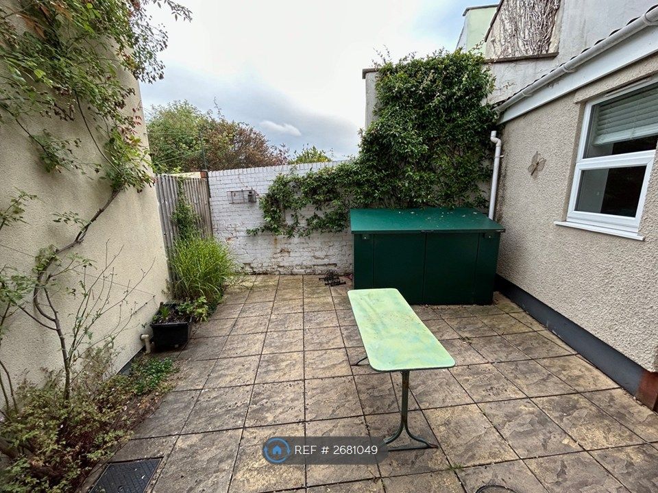 Property photo 3 of 16