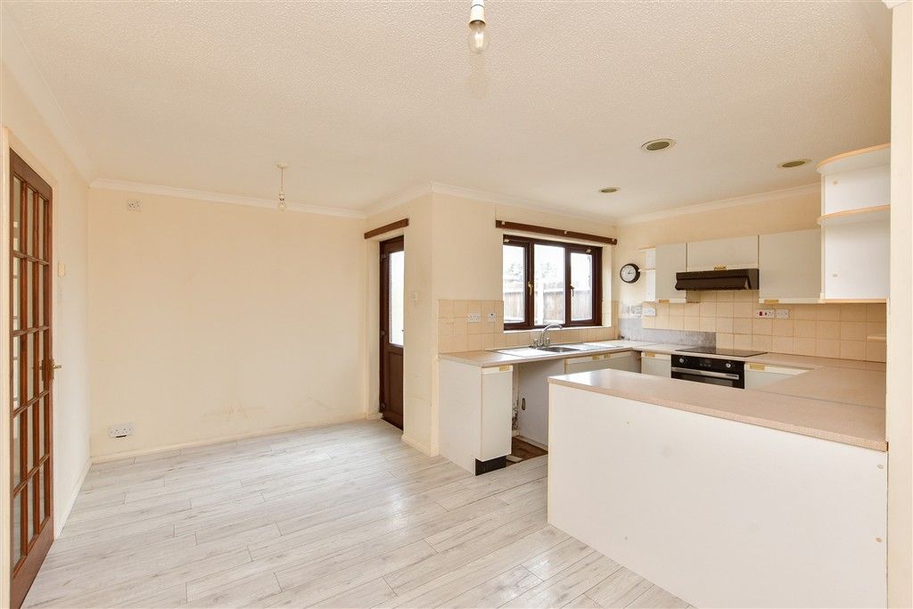 Property photo 2 of 11 Kitchen/Diner