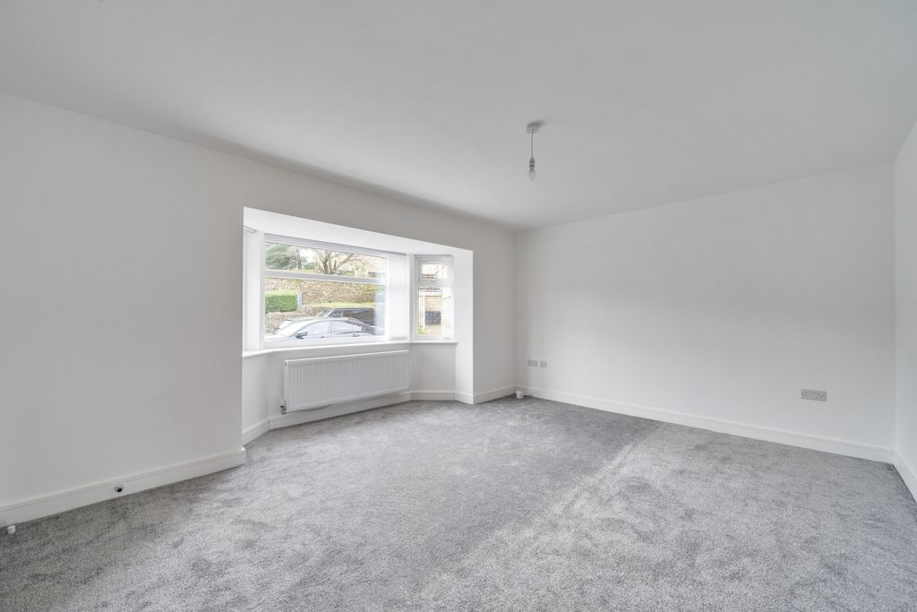 Property photo 3 of 21 1237473 (3)