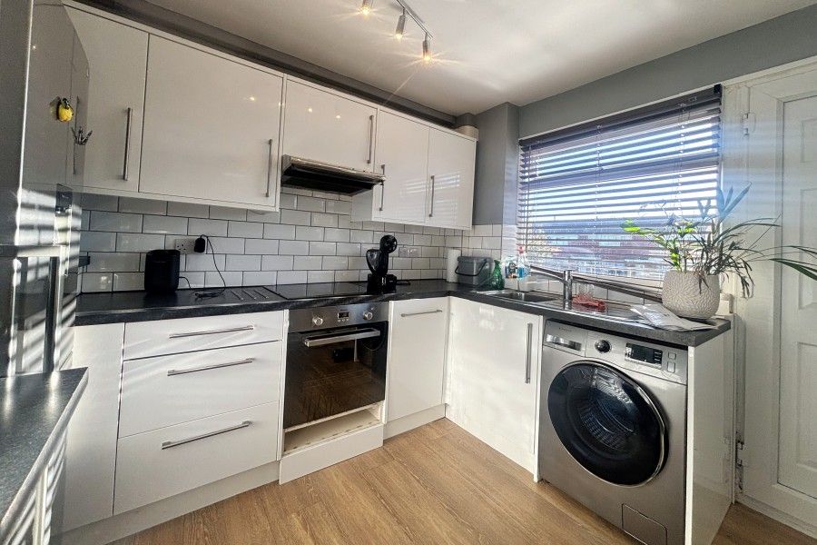 Property photo 2 of 5