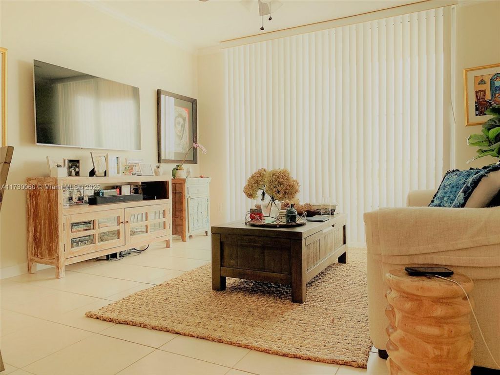 Property photo 1 of 36