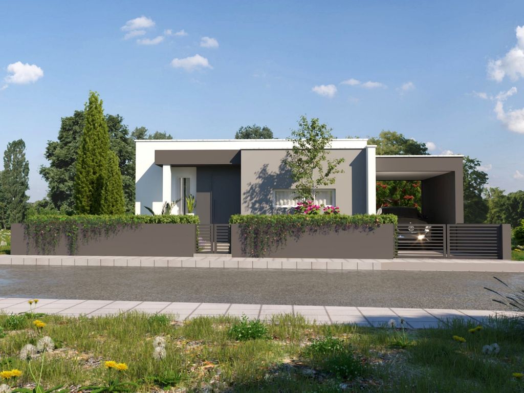 Property photo 2 of 10