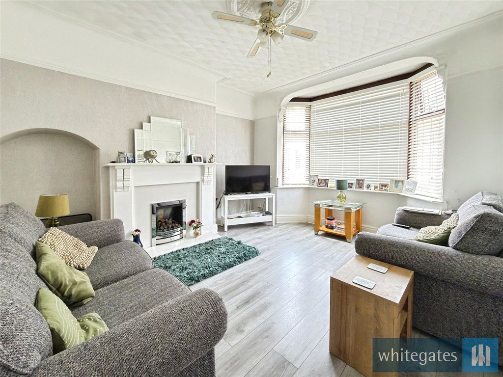 Property photo 3 of 16 Picture No. 01