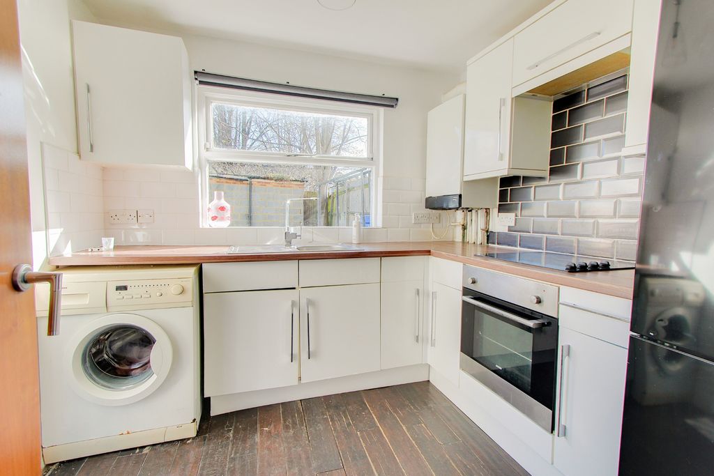 Property photo 2 of 4 Photo 2