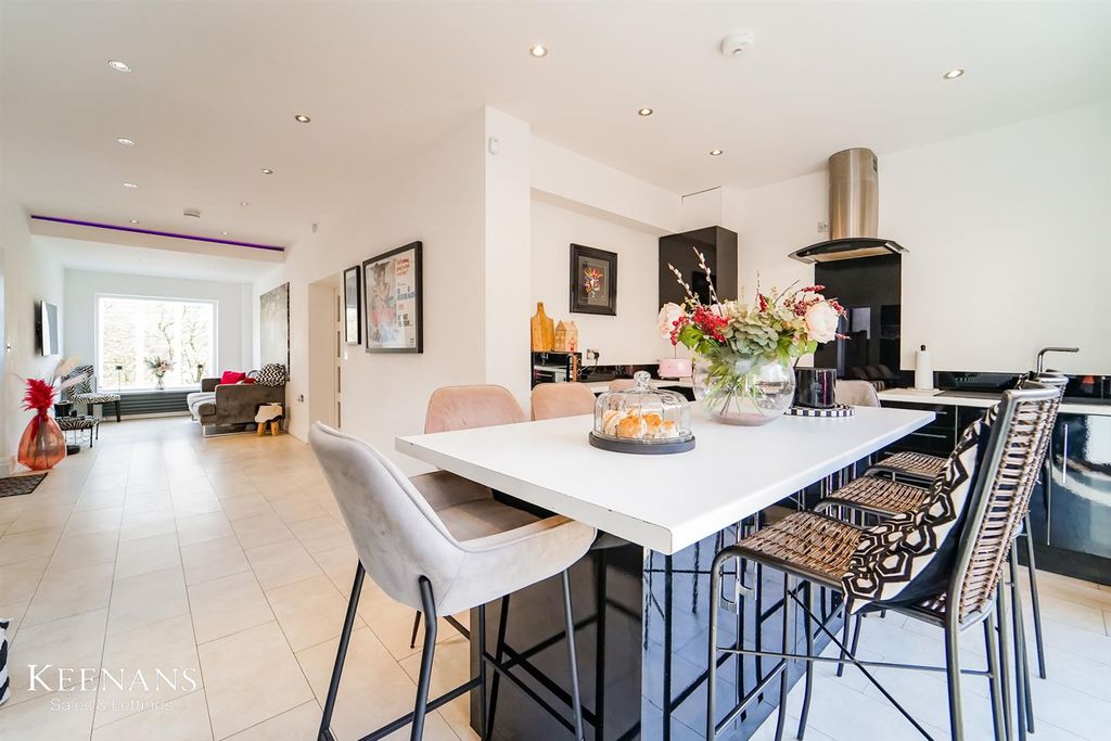 Property photo 2 of 44 3.Jpg