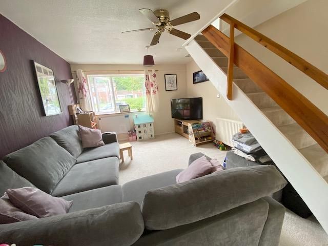Property photo 3 of 14 Living Room