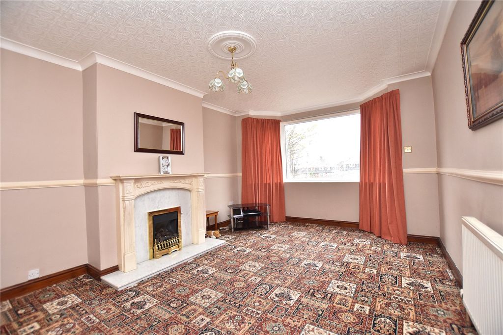 Property photo 2 of 16 Picture No. 04