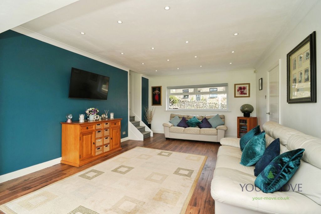 Property photo 3 of 14 Pbox-Img.Jpg